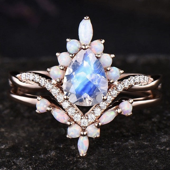 Inlaid Water Drop Gem Couple Rings